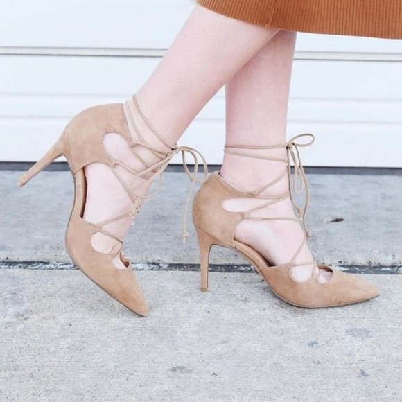 Banana Republic Shoes - Banana Republic Dakota Suede Lace-up Pump | Size 7